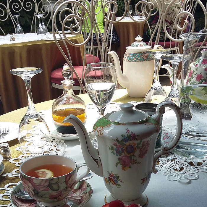 antique-rose-more-table-top-views-vimfromzim